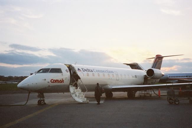 ・16:59White Plains空港−(DL5600)→ 19:00シンシナティ･北ケンタッキー国際空港<br />