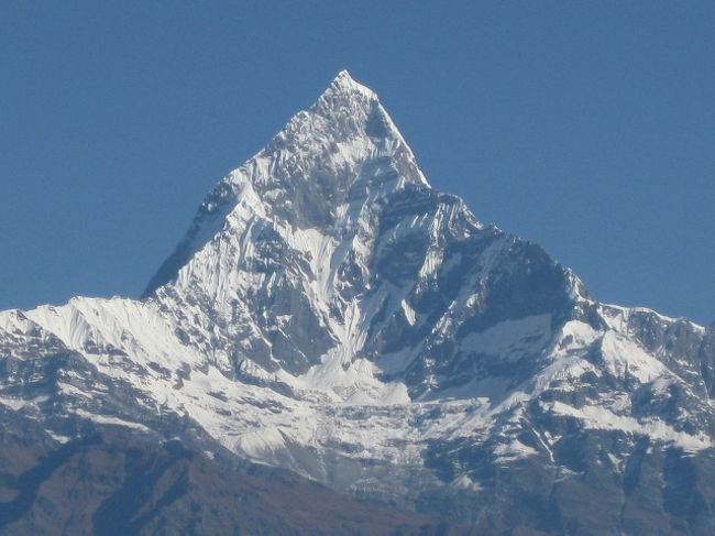 そうそう、この山の頂上には誰も登った事がないらしいですよ