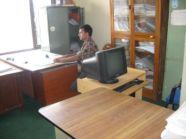 そして、これが友人の机がある執務室です。