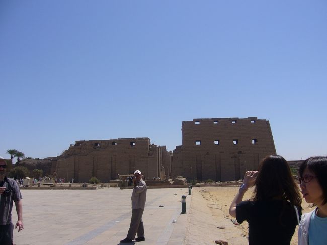 まずはカルナック神殿