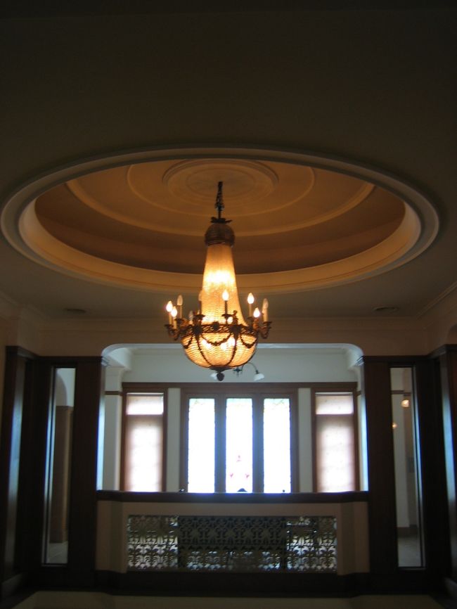 旅館を出た後は<br /><br />「竹久夢二記念館」へ・・<br /><br />