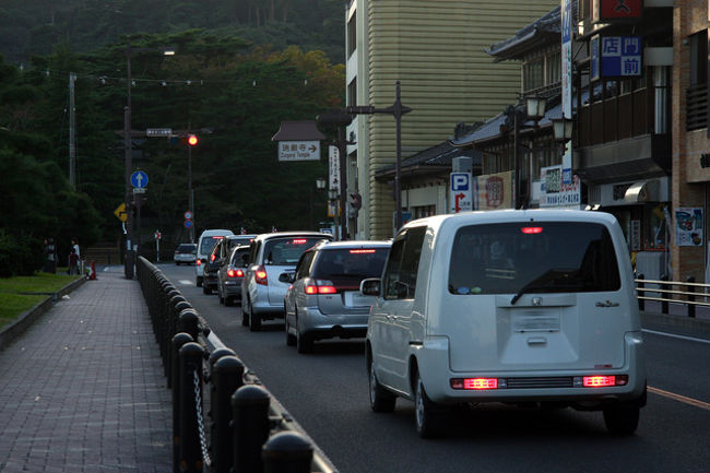 東北本線上の駅で松島公園に行くには、この駅が<br />一番近そうなので、松島公園まで歩いて行こうと<br />思いましたが、あまり人が少なかったので、道を間違っているんじゃ無いかと心配しました〜