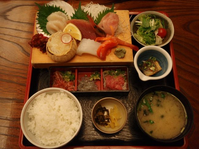 こちらは刺身定食。うまかー。