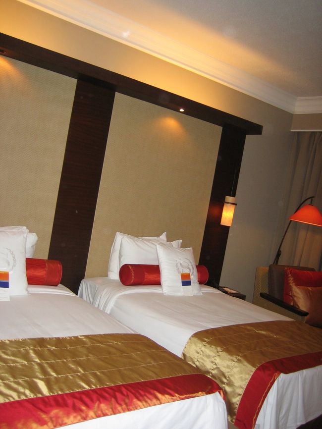 ホテル全体的にアジアンテイストでモダンな雰囲気♪<br /><br />大人のホテルって感じですね