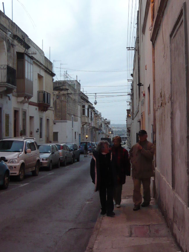 ←◆『パウラの街並み♪』<br /><br />前の回の参加者が出てきた処