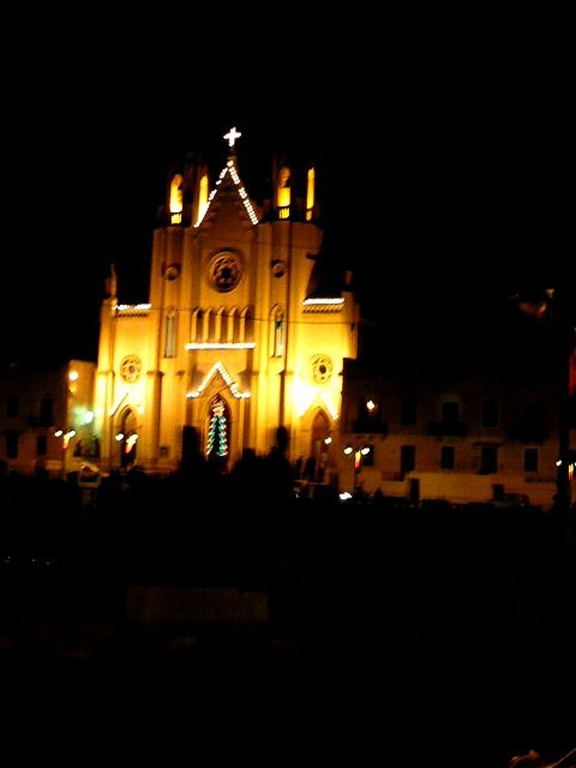 ←◆『夜のサンジュリアンへ♪』<br /><br />ホテルからサンジュリアンを歩き<br />レストランを物色していたら・・<br /><br />変な車に執拗につけられて(TｏT)<br />無視しつづけたが段々怖くなって