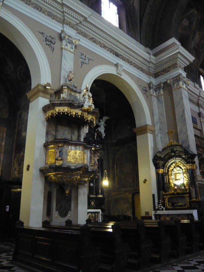 ←◆『聖フランシスコ教会♪』