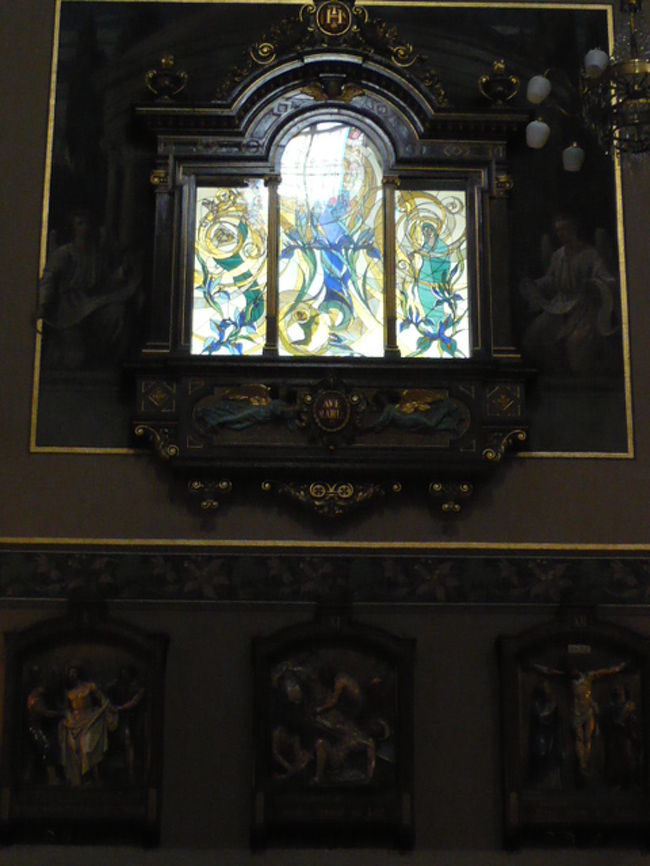 ←◆『聖フランシスコ教会♪』