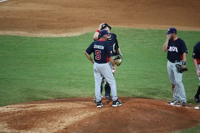 アメリカの監督は元巨人のジョンソンです。<br />試合はキューバの勝利です。これで明日の試合は決勝が韓国対キューバ。３位決定戦は日本対アメリカです。