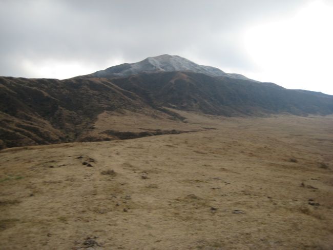 ３６０度こんな草原が広がっていました。