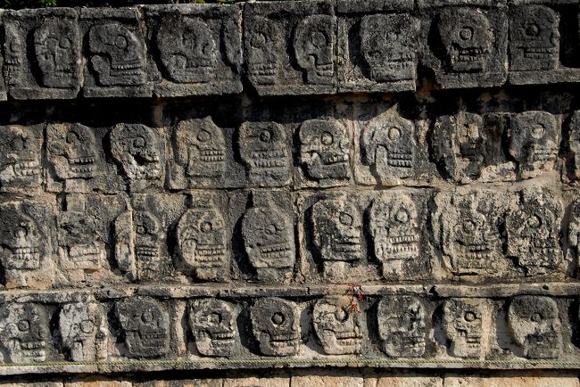 髑髏祭壇。<br />戦いの末の行き場所。w