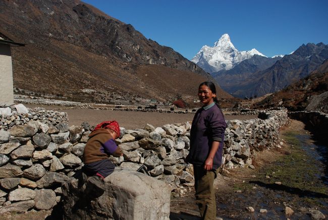 静かな風景の中に<br />　親子の語らいがありました。
