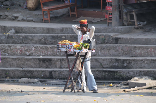 ポカラまではあと９０ｋｍ
