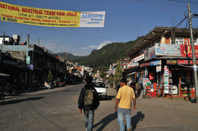 １４：４０　アスタムコットへ　　・アスタム＝日没、コット＝見晴台の意味<br />　
