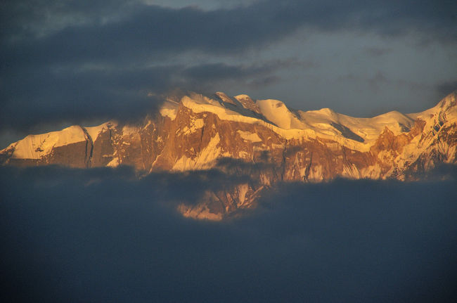 雲が多く垣間見えた部分をなんとか・・・