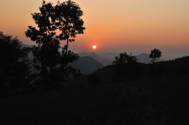 カメラのレンズに比べ人間の目のすばらしさを痛感します。