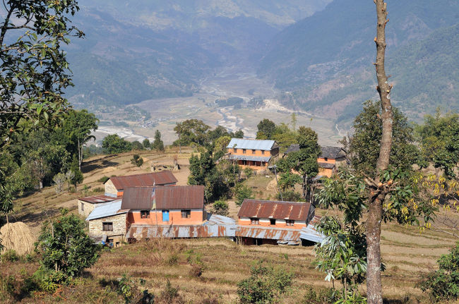 タマレ族の家（チベット仏教）シェルパの人と近い生活仕様
