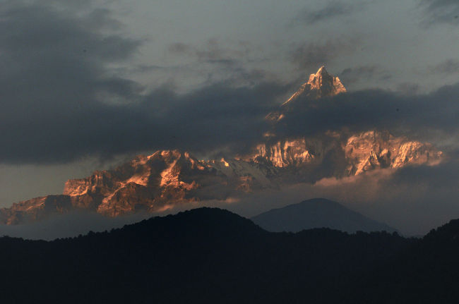 サンセットでカメラを持ち出したのですが、きのうより雲が多く残念ながら夕景はとれずじまいでした。