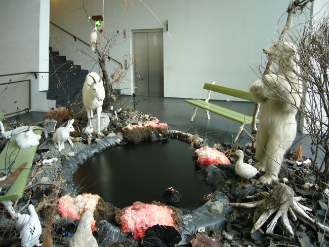 　駅近くのキアズマ館内の展示品。