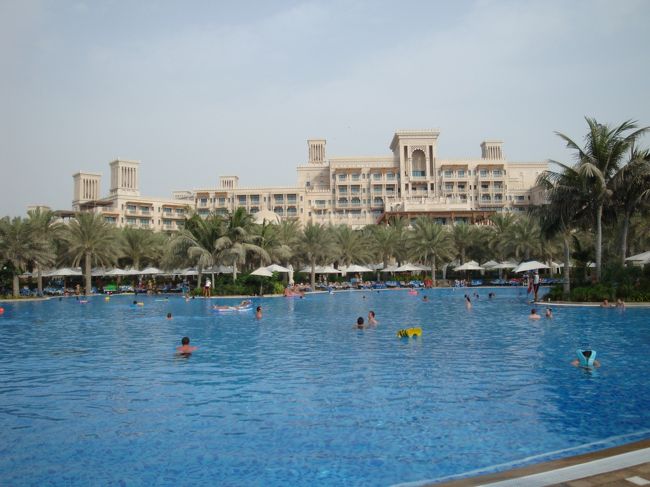 宿泊先アル・カサール3