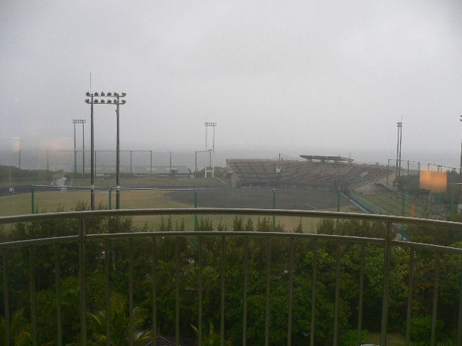 テラス正面には野球場が見えます。<br /><br />