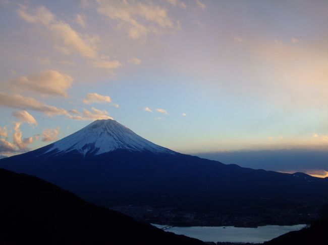 　続き：<br /><br />　結局、表紙で確認した道路の閉鎖情報の後、落ち込んで首を項垂（うなだ）れながらいやいや車を運転し御坂トンネルを出た所でっ！