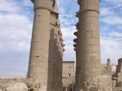 ルクソール神殿へ