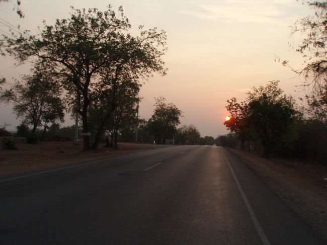 滝に向かう途中に綺麗だったので<br /><br />とりました