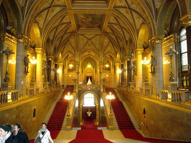 先ほどの写真の反対側、上ってきた所。<br />英語のツアーでしたが、アジア人は私たち２人だけ。<br />そういえば、歩いていてもほとんど日本人はおろか、アジアの人に出会わなかったです。