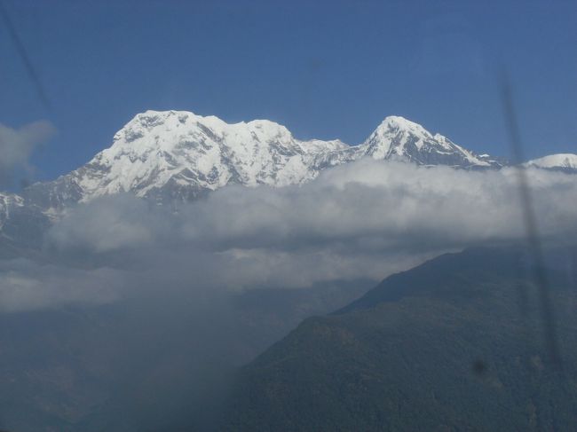 <br />　　同じような写真だが機内から撮ったもの・・