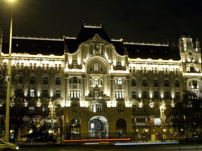 フォーシーズンズホテル・グレシャムパレス。<br />