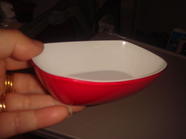 ちっちゃいプレートも、うう〜んんん!・・・・・・なので、今はこれらは麦にあります。なぜかたくさん・・・。お客様がお使いになってるわ。