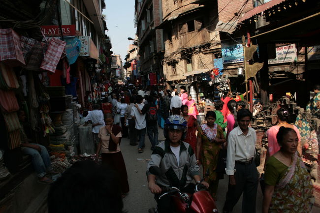 待ち歩き、たのし〜!<br /><br />カトマンドゥ堪能したいヒト、私と一緒がおもしろいよー！