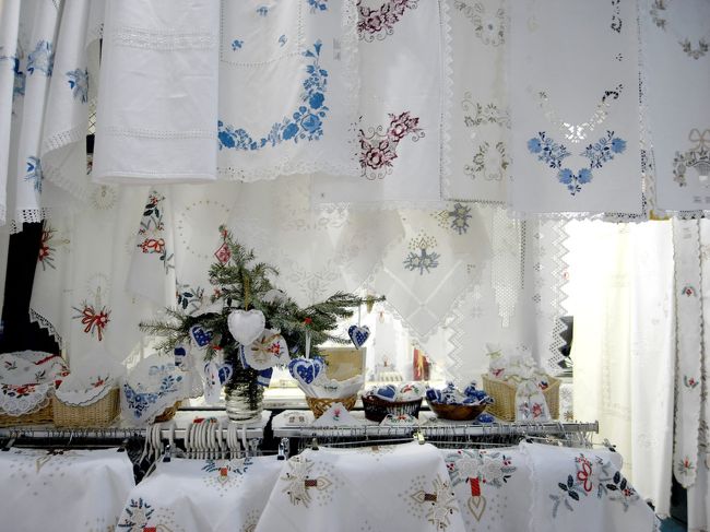 かわいいレースがたくさん