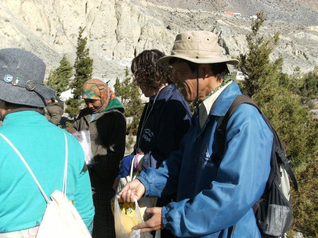 <br />　軍手やヘアーブラシなどは大変喜ばれる・・