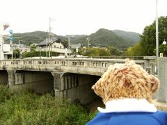 芦屋川にかかる橋もノスタルジックです。