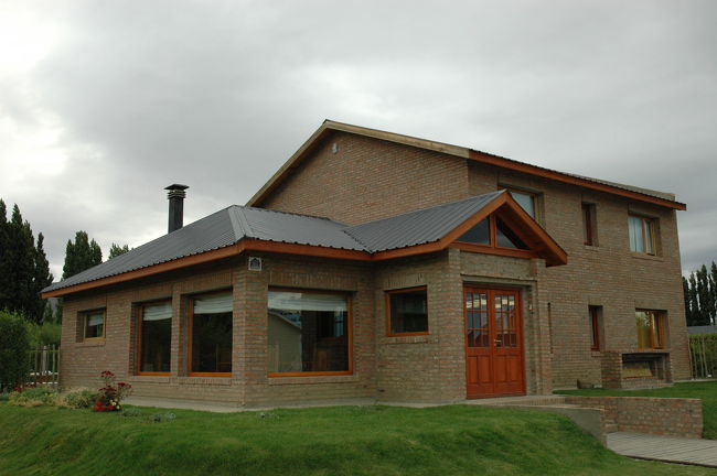 町外れにあるミヤザト・インに無事到着。<br />最後の１００Ｍは未舗装だったのでスーツケースを持ち運ばなければいけないのはちょっと辛い・・・。<br />日本語でのご主人のお出迎えでやっとひと安心。<br /><br />ツアー予約をしてきたことを伝えると、<br />「私たちからでもできたのに」とのこと。<br />そうでしたか・・・。