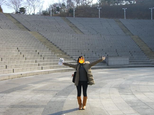 【延世大学】<br />野外講堂<br /><br />ホントに、大学の中とは思えないくらい静かで落ち着いた場所