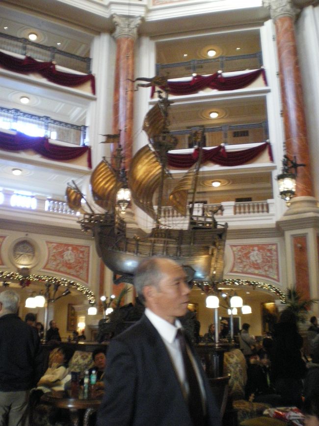 ディズニーシー内のホテルにてめでたく35週ね祈念式典終了。めでたし　めでたし。