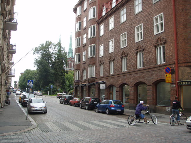 ビーチクルーザーみたいだけど、すごい自転車…