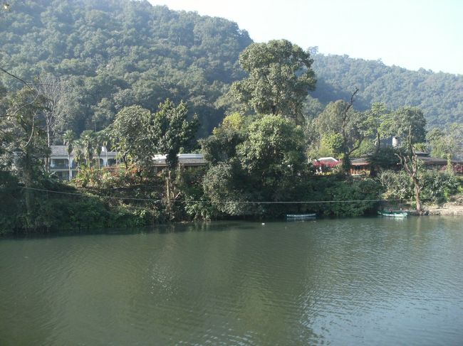 <br />　対岸にある　Fish Tail Hotel・・