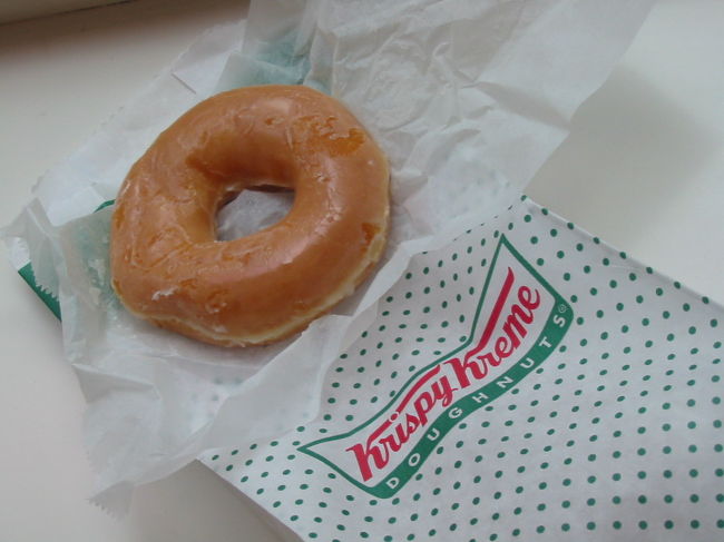 私のクリスピークリームデビューは韓国でした。<br />ふわふわでおいしかった。