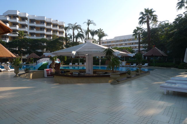 プールがあるリゾートホテル