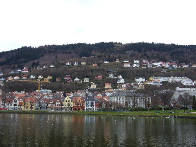 ベルゲンの街並み<br /><br />家がカラフルで北欧っぽい☆<br />ま、北欧ですけど。