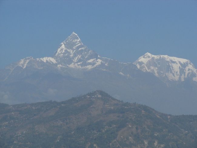 <br />　特徴のある尖った山は有名なマチャプチャレ山・・