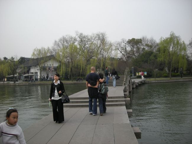 ＜西湖＞<br />杭州の西湖。<br />中国十大風景名所のひとつです。