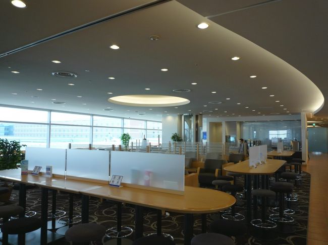 北ピアのラウンジだったがなかなかいい雰囲気