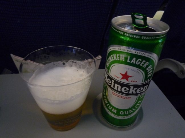 まずはビールで乾杯！！