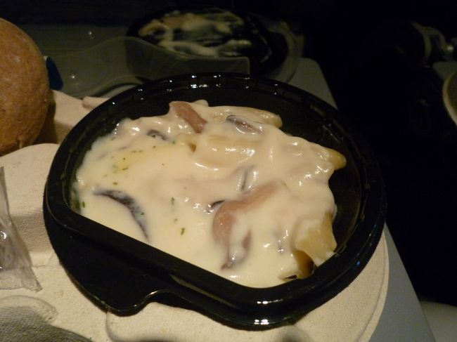 マカロニグラタン。<br />これもなかなかレベル高いです。