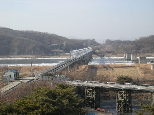 ＜イムジン川＞<br />イムジン川です。<br />川の向こうは北朝鮮。